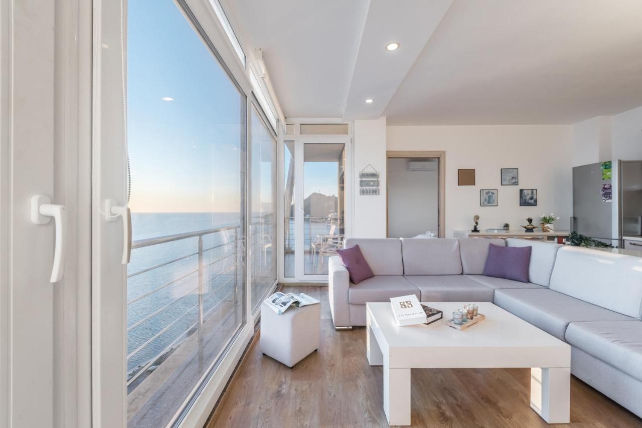 Blue Heaven -Full Sea View Brand New Apartment Durrës Kültér fotó