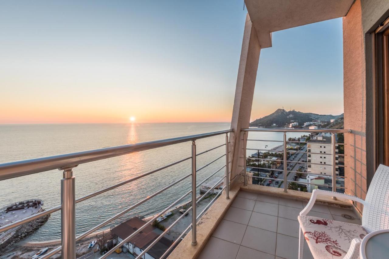 Blue Heaven -Full Sea View Brand New Apartment Durrës Kültér fotó