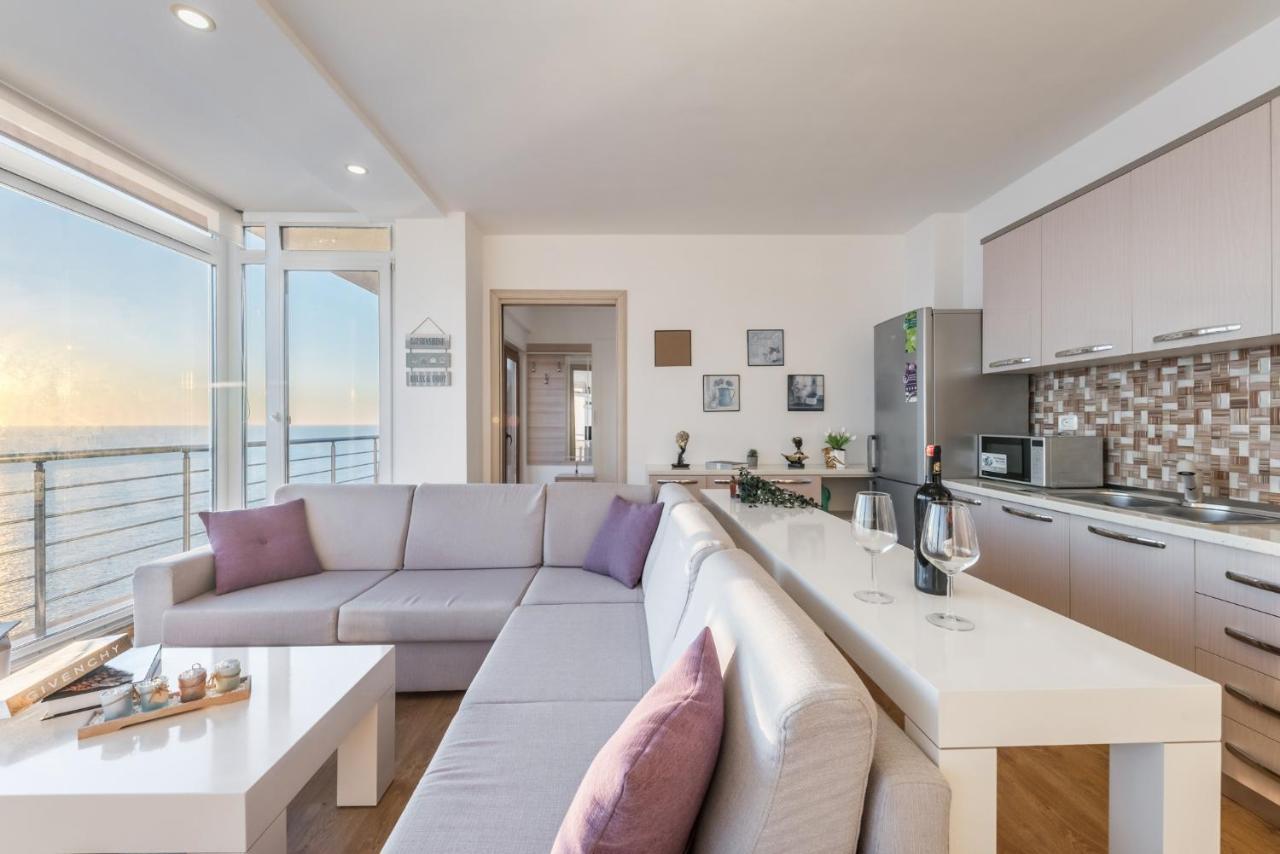 Blue Heaven -Full Sea View Brand New Apartment Durrës Kültér fotó